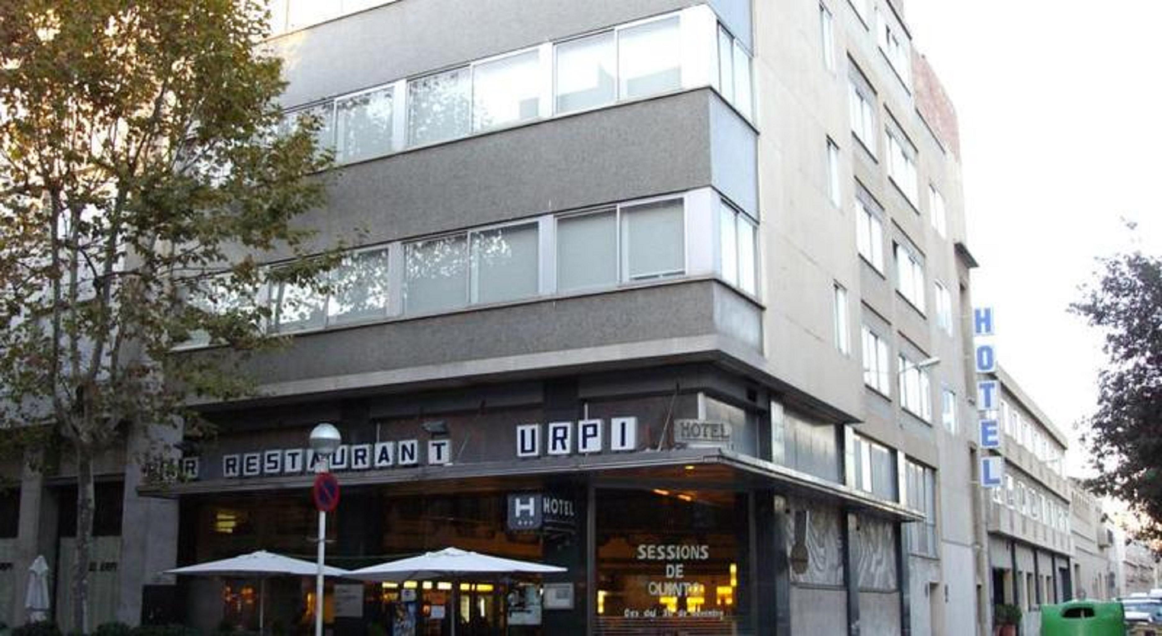 Hotel Urpi Σαμπαντέλ Εξωτερικό φωτογραφία