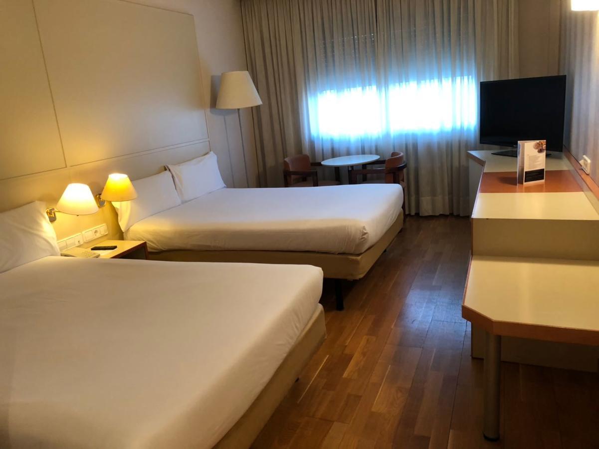 Hotel Urpi Σαμπαντέλ Εξωτερικό φωτογραφία