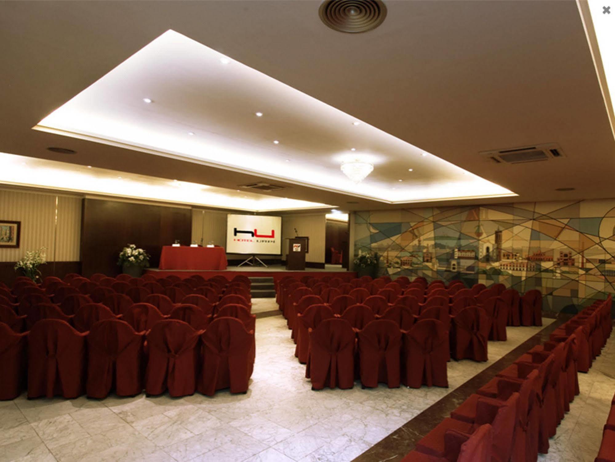 Hotel Urpi Σαμπαντέλ Εξωτερικό φωτογραφία